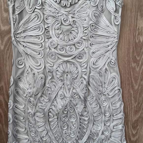 JS Collections White Embroidered Midi Dress - Picture 3 of 8